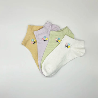 4 Pairs Cotton Women's Boat Socks No Show Socks Set for Lady White Invisible Cotton Socks Pack Pink Black Breathable Summer