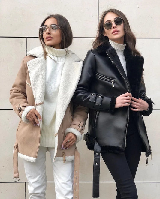 Die neue Damenjacke mit extra dicker, warmer und extra dicker Lammfeder-Reiterjacke mit Kunstfell