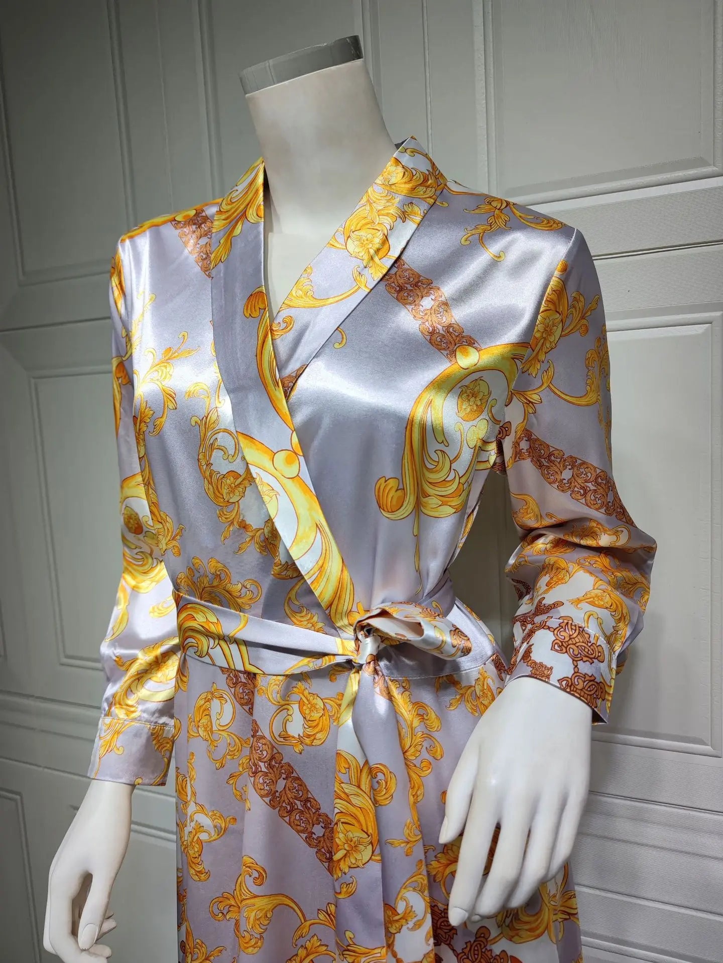 Frühling Muslimische Frauen Kleid Seide Marokkanischen Kaftan Langarm Türkei Dubai Spitze-up Abaya Islamische Kleidung Vestido Indien Kleider 2022.