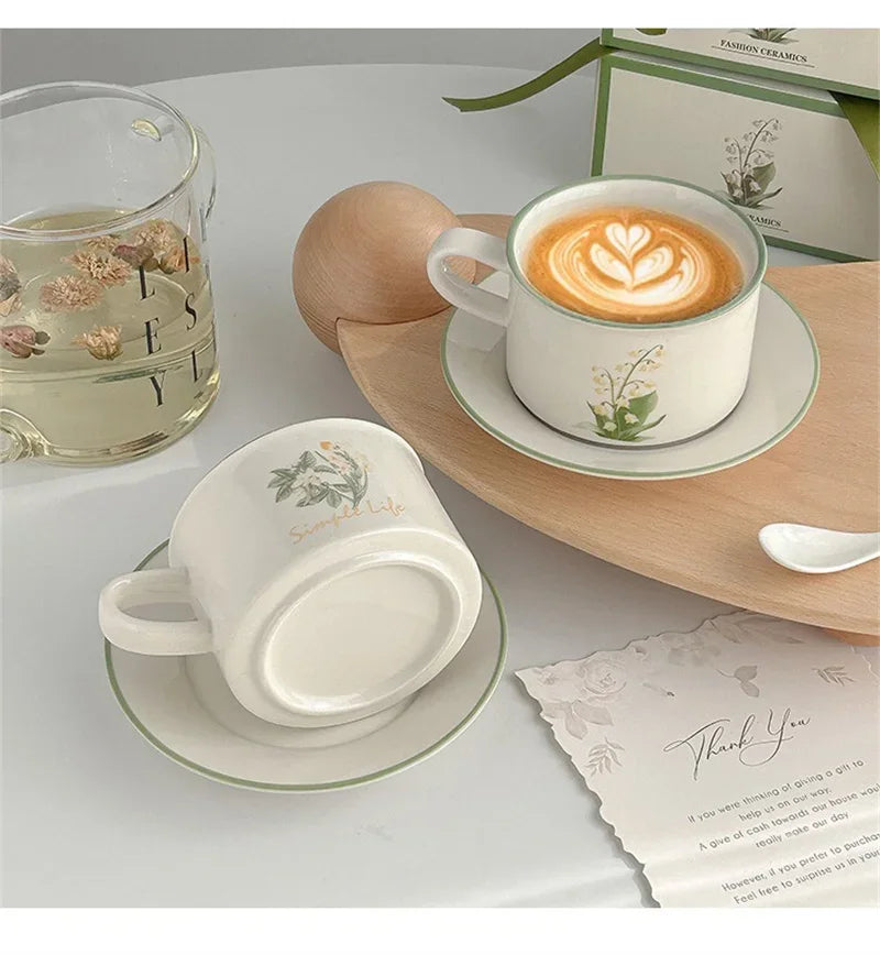 380ml Retro European Style Ceramic Mug Floral pattern Coffee Cup and Saucer Set Exquisite Latte Afternoon Tea cup Dessert Plate.