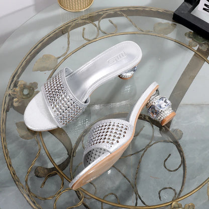 Golden heeles sandals new rhinestones in the summer 2025  thick heels lady slippers wearing banquet luxury elegant slippers.