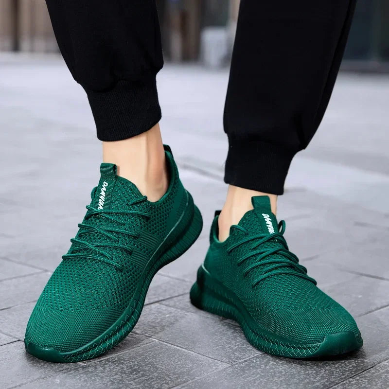 Fujeak Ultralight Running Shoes for Men Casual Breathable Mesh Sneakers Anti-slip Fashion Solid Colour Men's Shoes Plus Size 46.