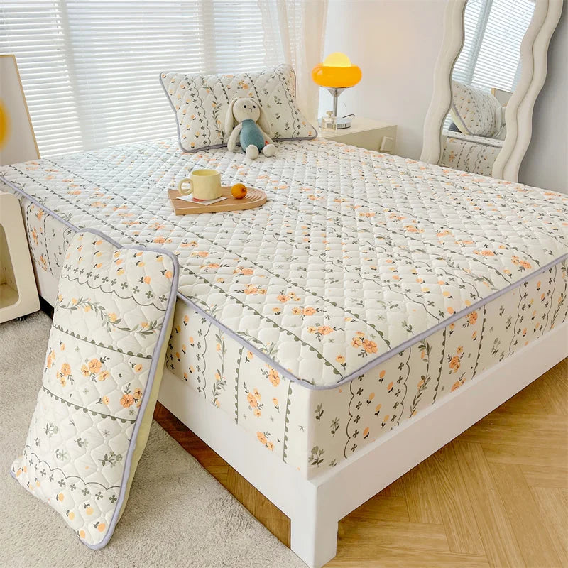 Floral Fitted Sheet Queen Size Bed Cover Thicken Bedsheet Quilted Mattress Protector tampa de colchão (Pillowcase Need Order).