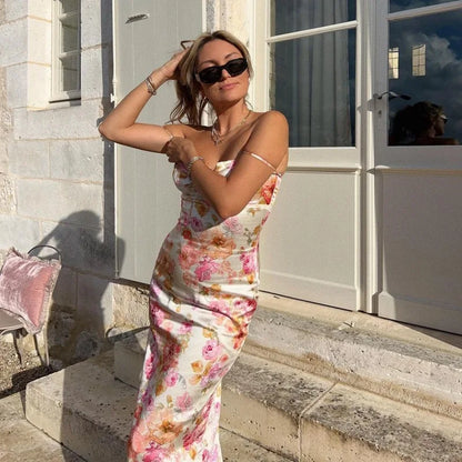 Damenbekleidung, Sommermode, neue Mode, bedruckt, schlank, sexy, rückenfrei, Sling-Kleid.