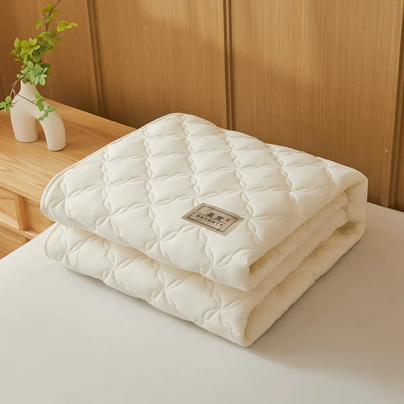 Quilted Mattress Cover Single/Double Bedspread Thicken Bed Linen Waterproof Bed Cover Home Soft Bedsheet 매트리스커버 (No Pillowcase).
