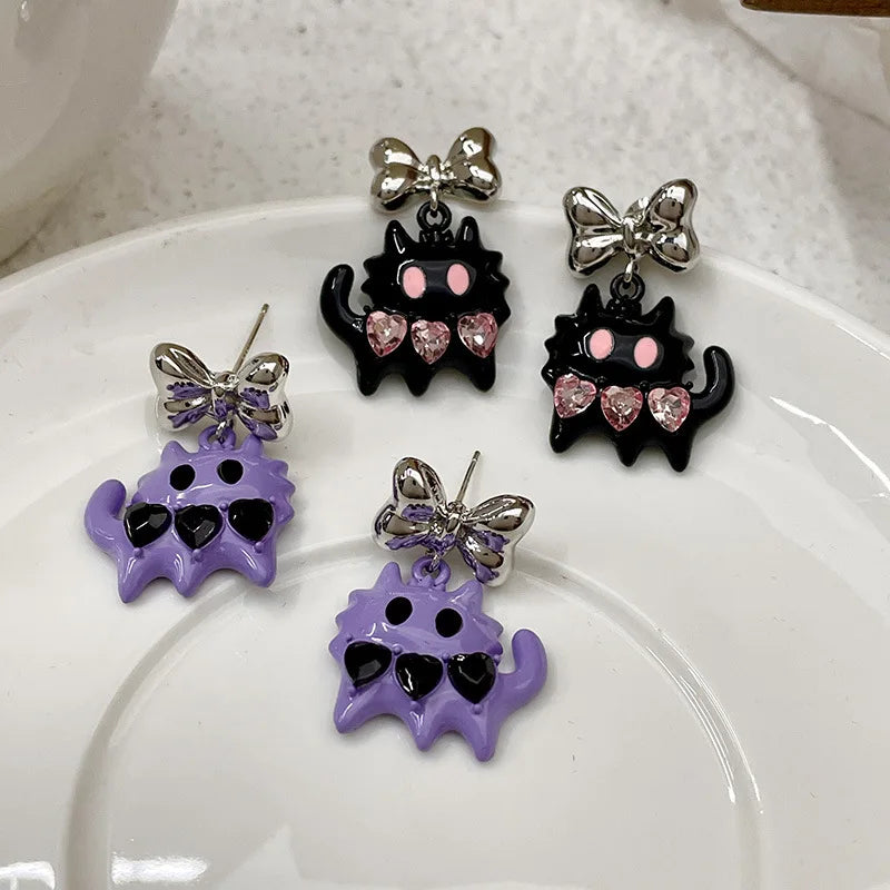 2023 New Fashion Cute Animal Stud Earrings Women Cartoon Small Black Cat Bear Shark Dinosaur Earring Ear Stud Girl Funny Jewelry.