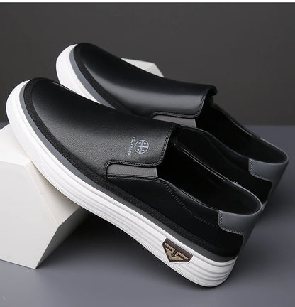 New 2025 Men's Genuine Leather Casual Sneakers Spring Summer Fashion Slip-On White Shoes Soft Sole Comfortable for Everyday Wear.