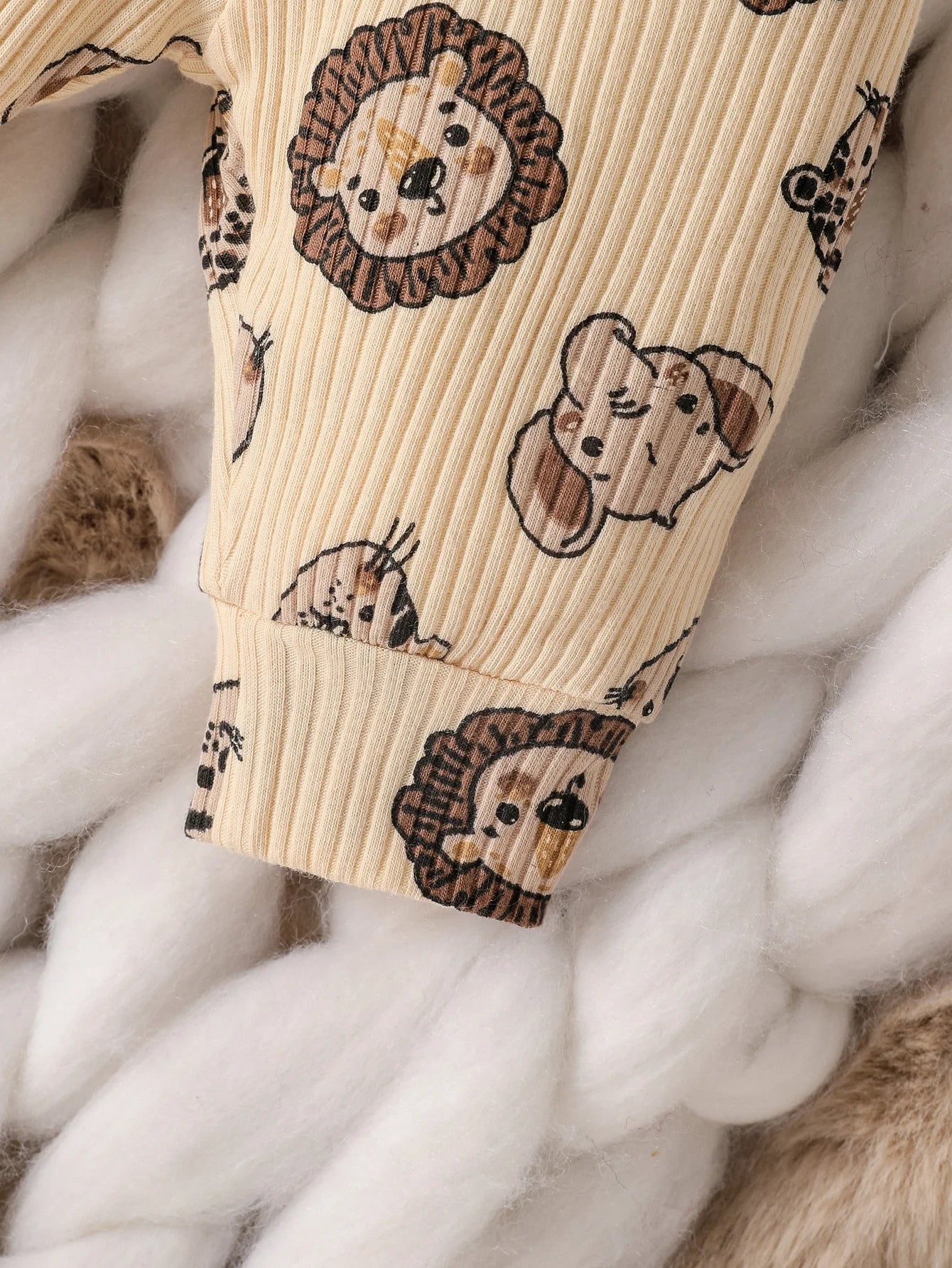 3Pcs Casual Neugeborenen Baby Junge Cartoon Tier Kleidung Set Langarm Body Top und Hosen + Hut.