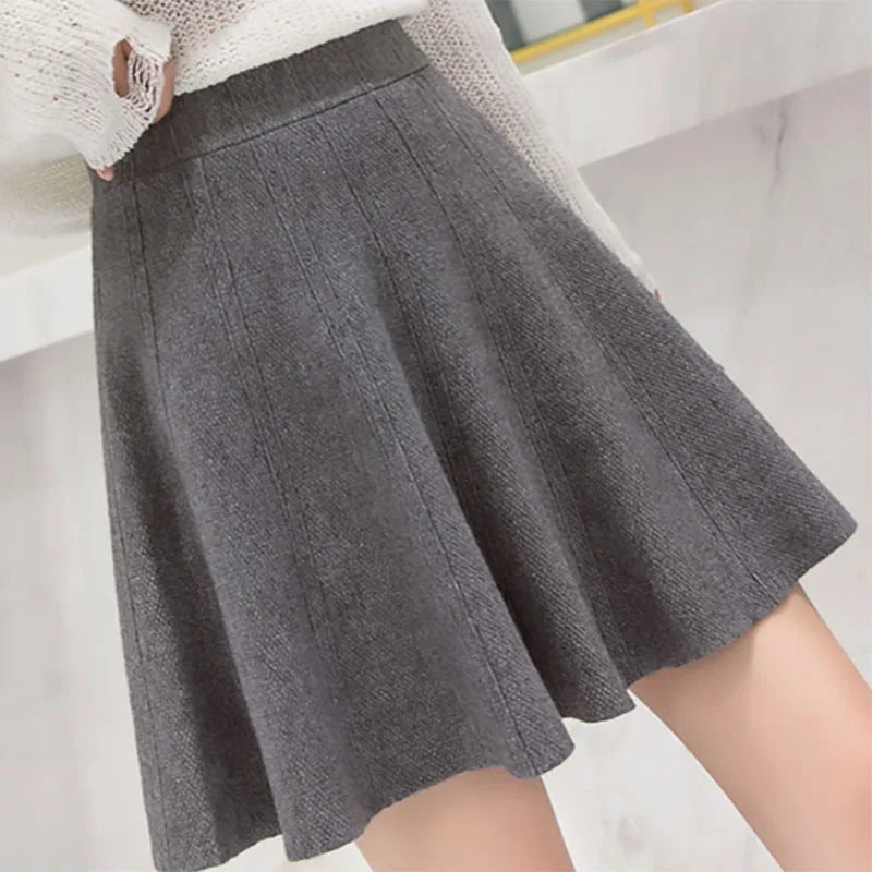 Solid Color Basic Knitted Mini Skirts Women New Autumn Winter Elastic Waist A-Line Skirts Ladies Korean All Match Pleated Skirt.