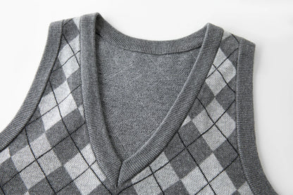 FSLE Plaid Rot Grau V-ausschnitt Gestrickte Weste Top für Frauen 2025, Herbst Neue Ankunft Retro College Stil Oberbekleidung Weste 25FS13248.