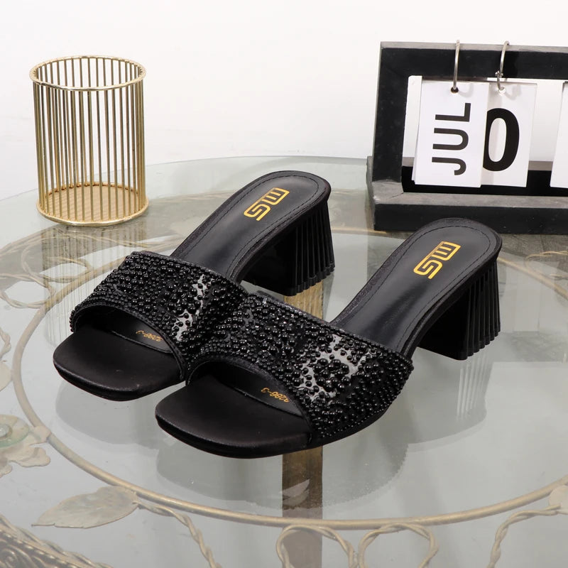 High-heeled slippers 2024 summer fashion new thick with square head luxurious ladies slippers coarse heel 6CM.