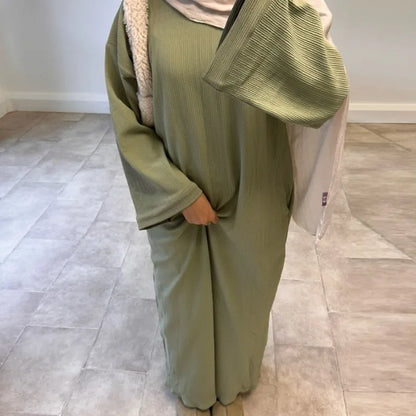 Warm Arabic Corduroy Abaya Dress for Women Ramadan Dubai Women Modest Muslim Coat Winter Islam Clothing New Turkey Solid Robe.