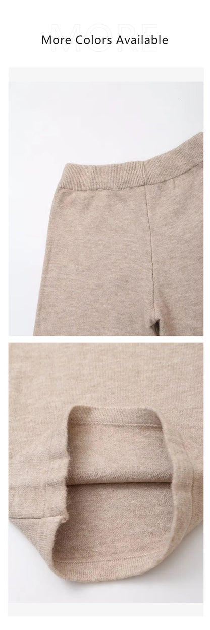 2024 autumn new women's clothing style fashionable European and American style knitted lace up cardigan top and pants set.