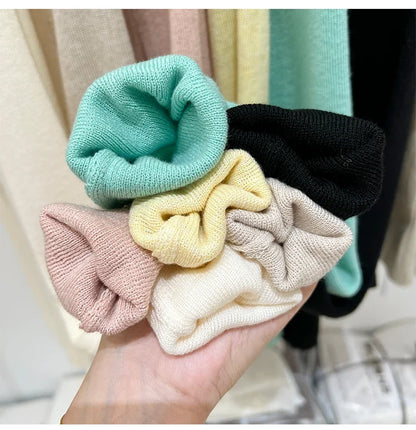 Spring  Basic O-Neck Slim T-Shirt Women Solid Multi Color All-Match Trend Casual Top Screw Knit Long Sleeve Elastic Office Lady.