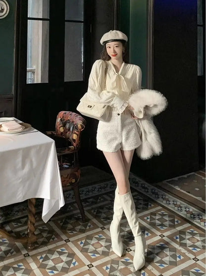 2023 Fall/Winter French Style Tweed Shorts High-Waisted Slimming Boot Shorts for Women Elegant Chic Design Versatile and Unique.