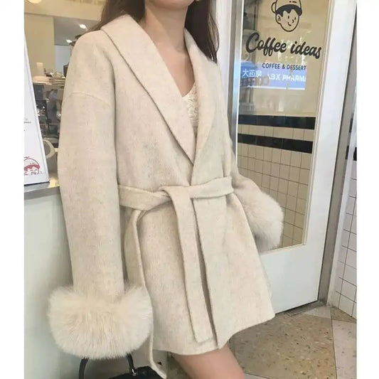 Damen Neue Herbst Und Winter Vielseitige Tweed Cape Mantel Gürtel Modelle Hochrangige Sinn für Fuchs Pelz Manschetten Mischungen Mantel für Frauen