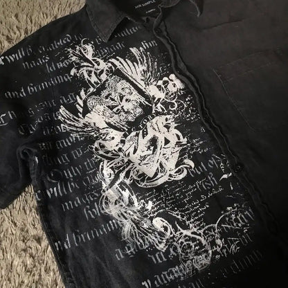 Y2K Black Shirt Affliction Retro T Shirt Harajuku Men Skull Holy Writ Letter Printing Tee Fashion Gothic Short Sleeves Tops.