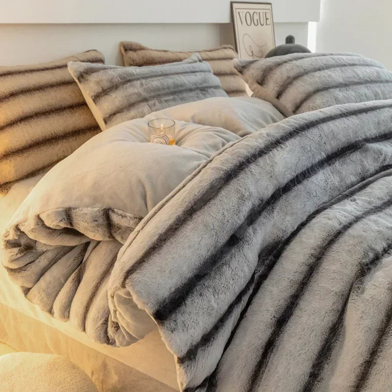 4pcs Grey Rabbit Fur Bedding Set Thick Milk Plush Winter Duvet Cover Warm Bed Sheets, Queen Size Four Piece Set  Bedroom Decor