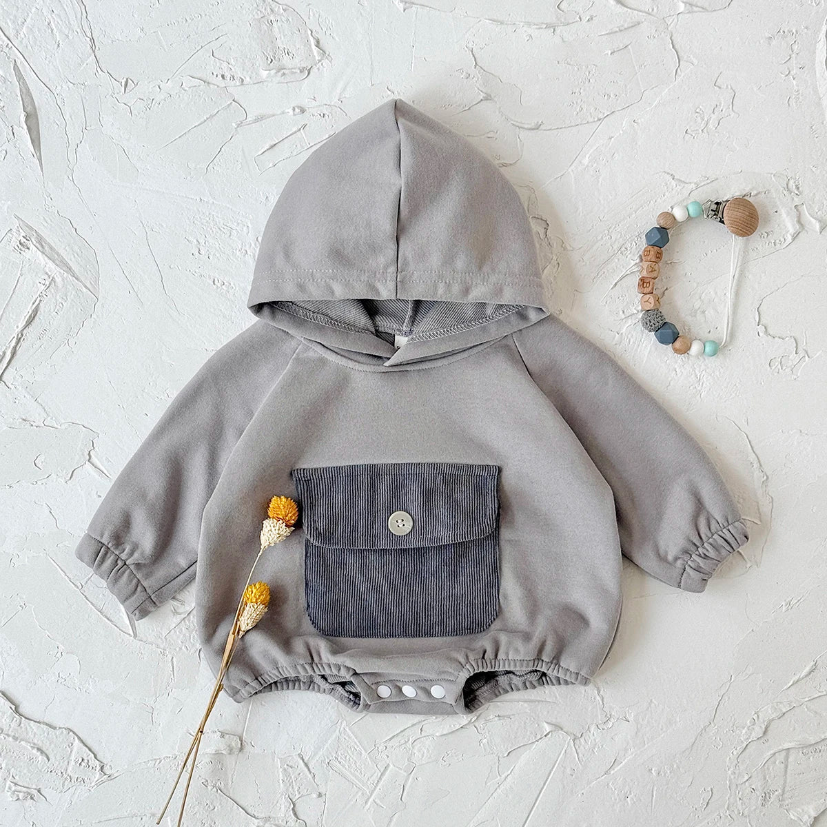 Herbst Neue Baby Minimalistischen Hoodie Lange Ärmel Große Tasche Klettern Kleidung Baby Neugeborenen Artikel Bodys & Einteiler.