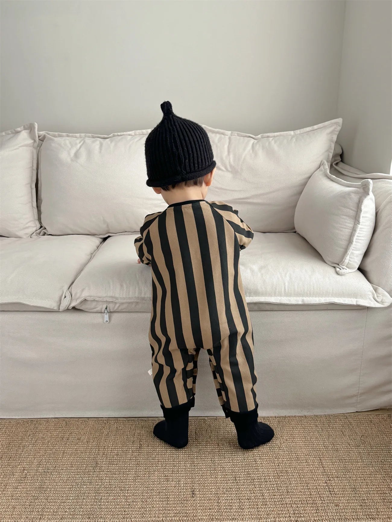 Ins 2024 Frühling Herbst Baby Jungen Bodysuit Baumwolle gestreiften Cartoon gedruckt Langarm Kleinkind Jungen Stram pler Neugeborene Jungen Outfits.