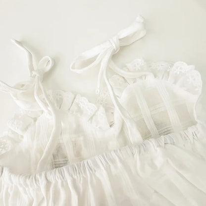 2025, Sommer, bezaubernd, ärmellos, Fliege, Blume, bestickt, für Neugeborene, Mädchen, einteiliger Bodys, weicher Baby-Spitzen-Overall
