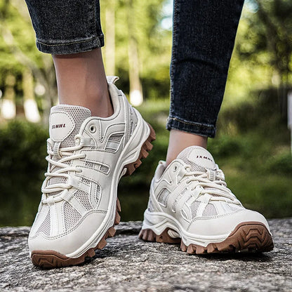 Men‘s Waterproof Hiking Shoes Outdoor Trainers Lace-up Climbing Shoes Women Trekking Sneakers Anti-slip  Tactical Sneaker