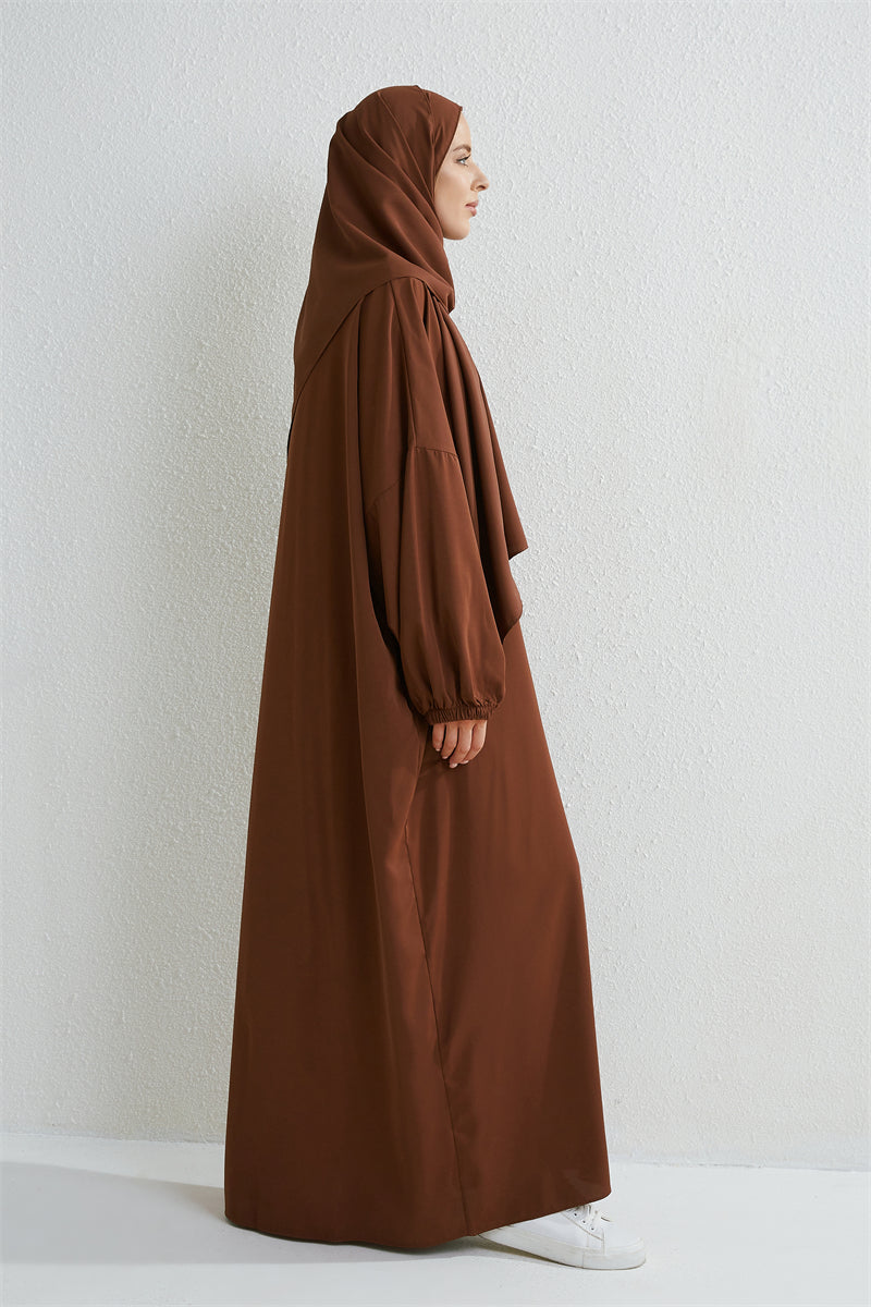Muslim abaya