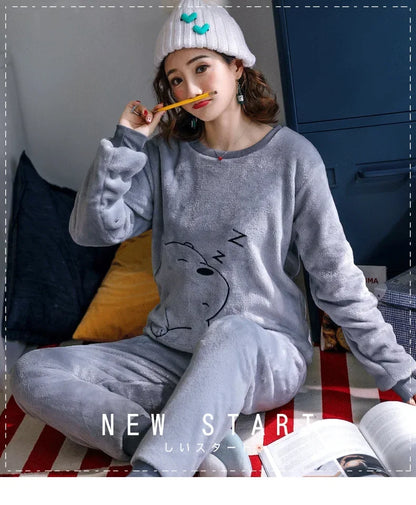 Thickened Warm Sleepwear for Winter Flannel O-Neck Girl Loungewear 2PCS Set Ladies Pajamas Long Sleeves Cartoon Bear Loungewear.