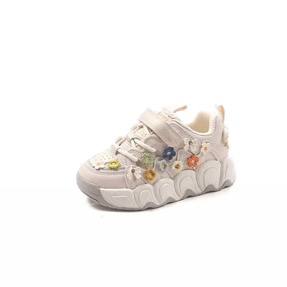 Kids Princess Shoes Thick Soft Sole Trendy Girls Sports Shoes Sweet Embroided 2024 New Fashion Children Sneakers with Flowers.