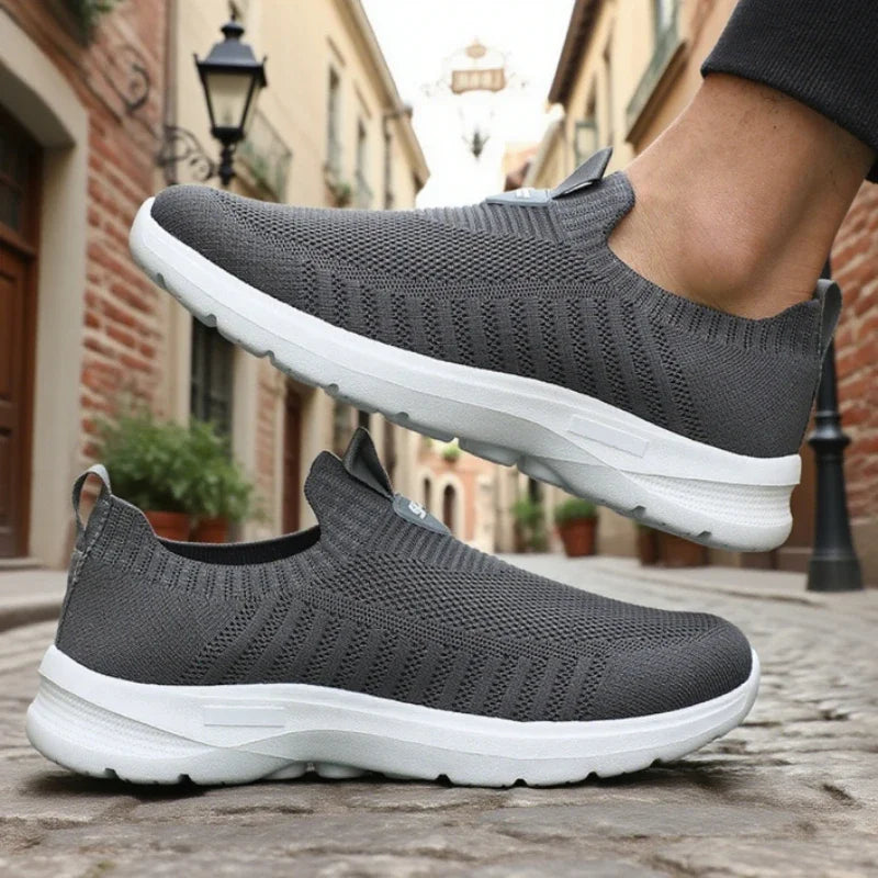 Men Mesh Running Shoes Casual Fashion Breathable Outdoor Vulcanized Fitness Sneakers Lightweight Soft Soled Tennis Walking Shoes.