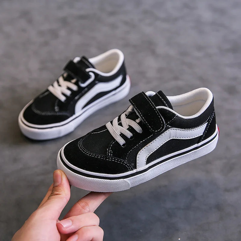 Children's Canvas Shoes Boys Board Shoes New Net Red Low Gang Middle and Large Children Baby Girls Board Shoes Parent-Child Shoe.