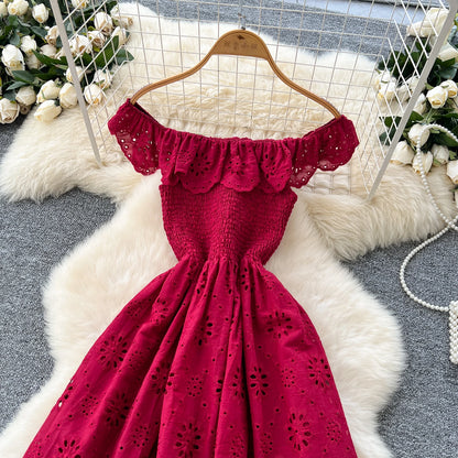 SINGREINY Schickes, ausgehöhltes Kleid mit Stickerei, Rüschen, Spleiß, schulterfrei, elastisch, gerüscht, schlank, 2025, solides, sanftes, langes Urlaubskleid