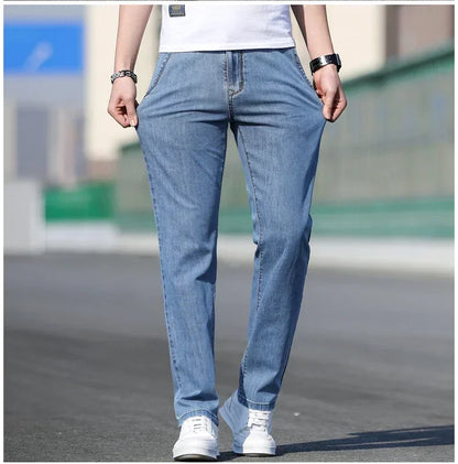 2025 sommer Neue männer Lose Grau Jeans Mode Lässig Stretch Gerade bein Denim Hosen Männlich Hellblau männer Hosen