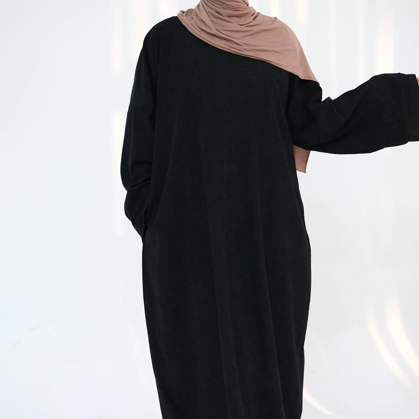 2024 Winter Dubai Women Corduroy Abaya Dress Ramadan Eid Arabic Modest Muslim Clothing Islam Party Jalabiya Fashion Turkey Robe