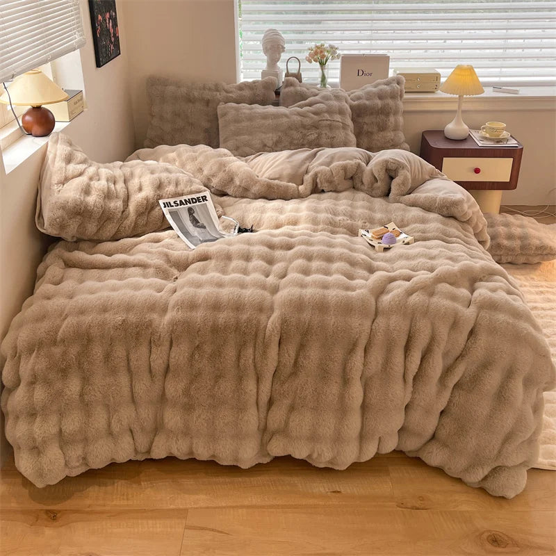 Luxury Faux Rabbit Fur Velvet Fleece Plush Soft Warm Bedding Set Super Comfortable Duvet Cover Set Blanket Bed Sheet Pillowcases