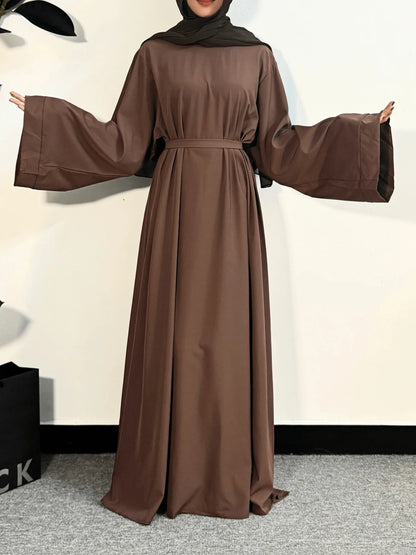 Muslim abaya