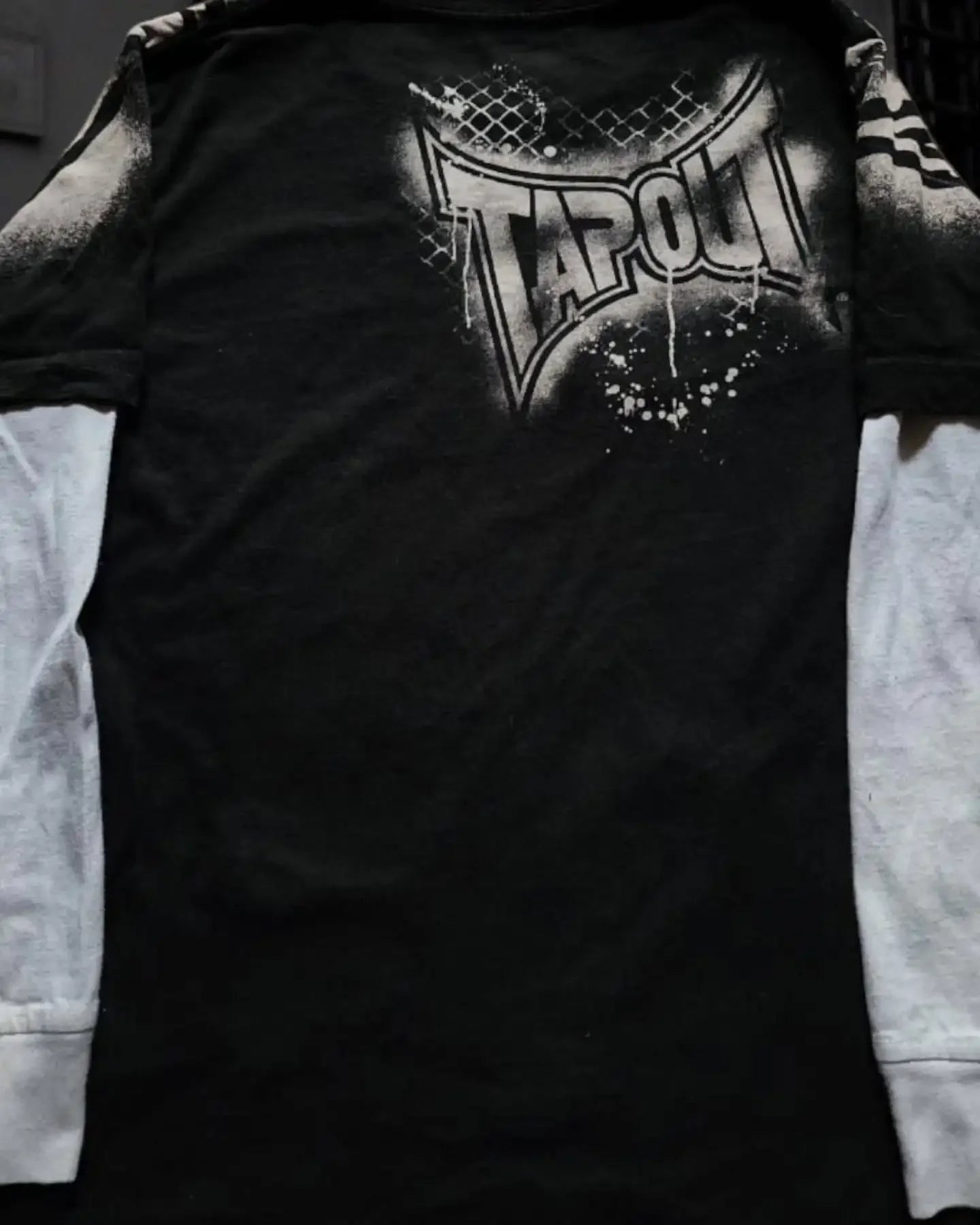 Y2K Oversized Long Sleeve Tapout T-Shirt Hip Hop Gothic Streetwear Unisex Couple Tee Summer Casual Fashion Round Neck Loose Fit.