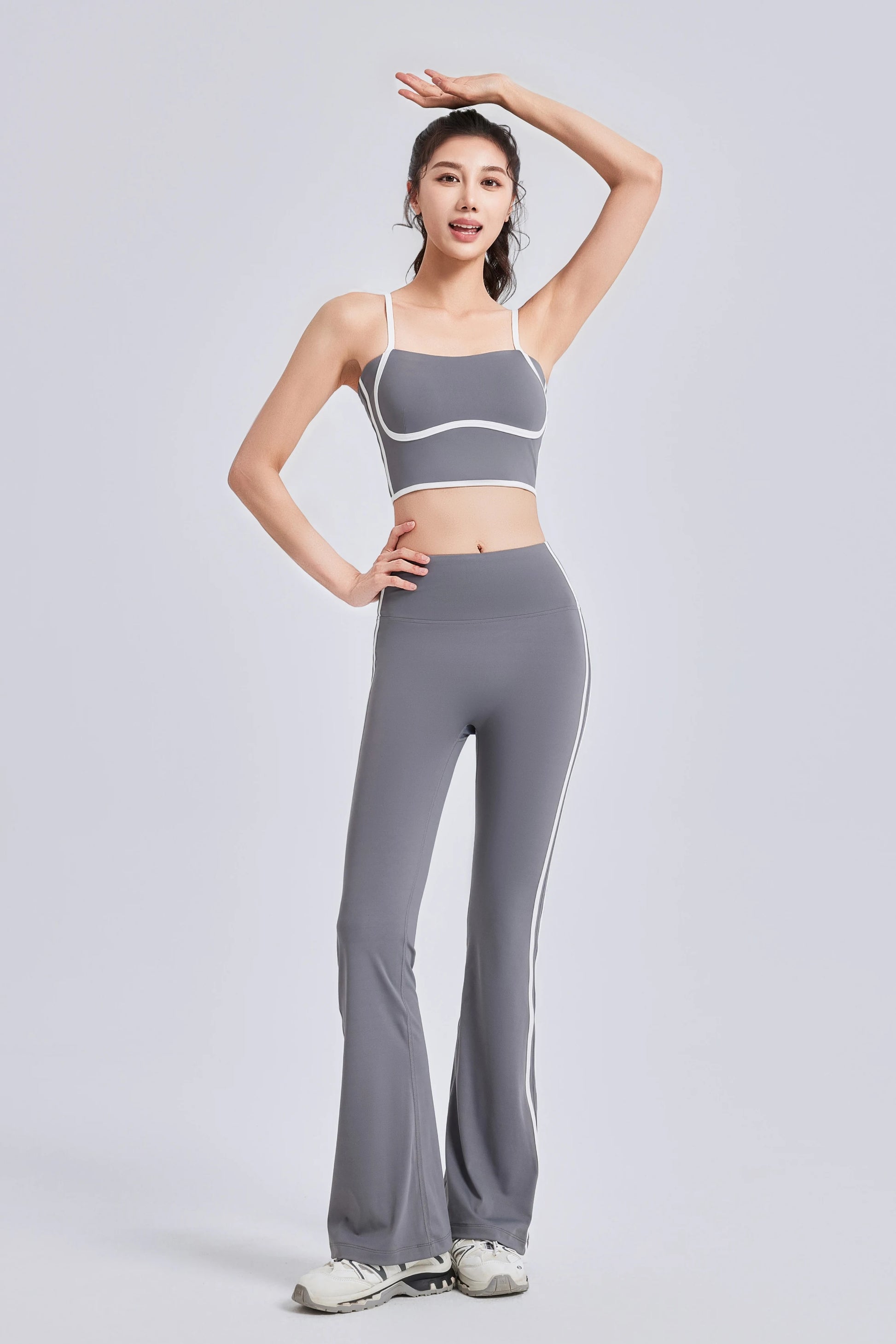 2025 New Striped Fashion Yoga Set Women Gym Clothes Sexy Sports Bra High Waist Yoga Flared Pants Running Hip Lift Fitness Pants.