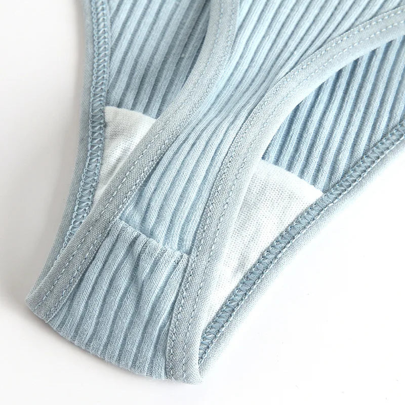 4Pcs Women's Panties Fashion Striped Thongs Soft Cotton Underwear Ladies Sexy Lingerie Sports Breathable G-Strings Cozy T-Back.