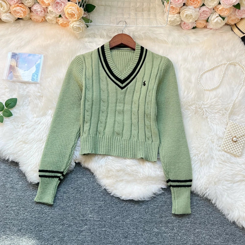 YuooMuoo Chic Fashion Knitted Tops 2025 Autumn Winter Y2K Embroidery Long Sleeve Lady Pullover Sweaters Streetwear Female Shirts.