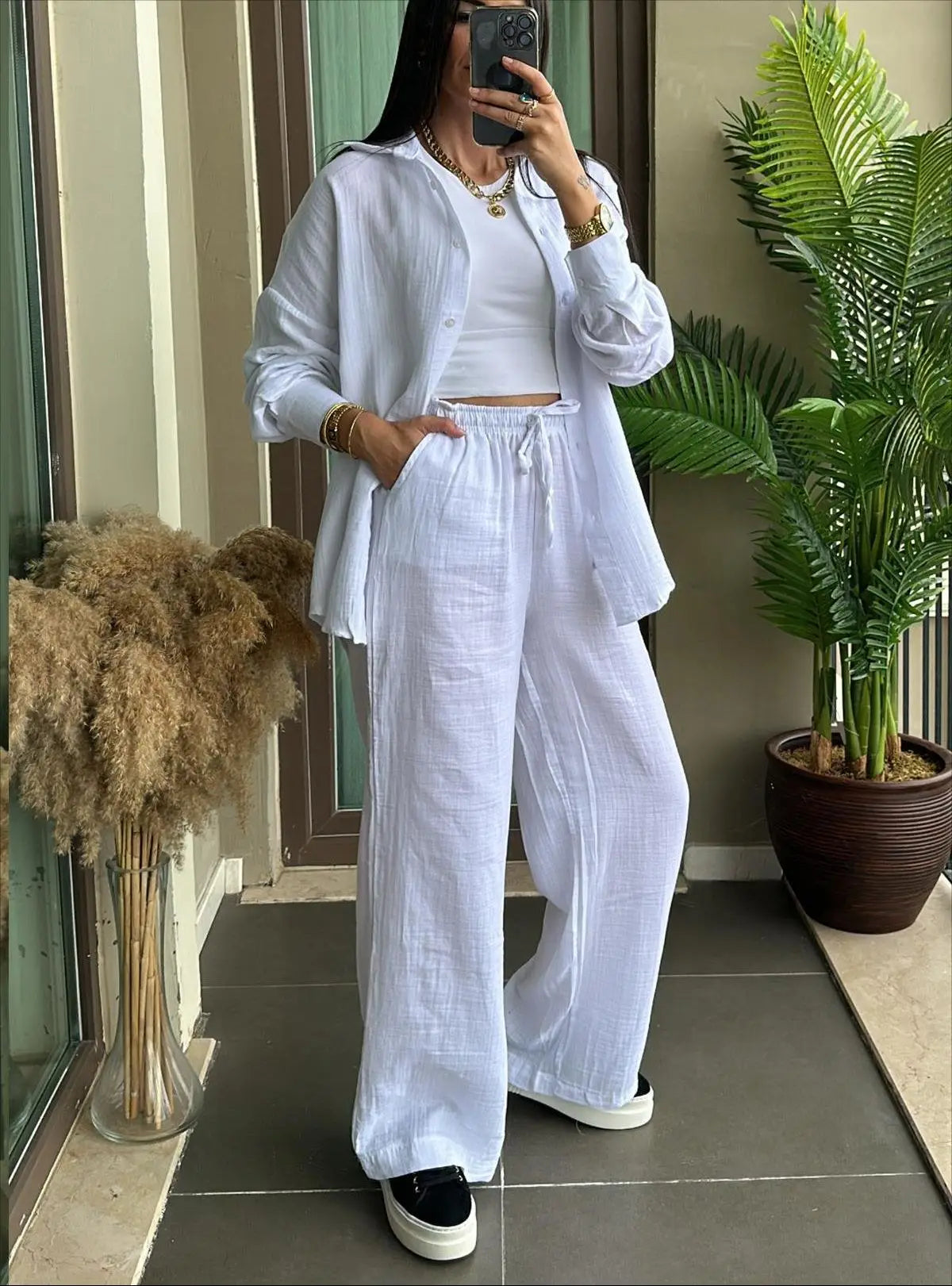 Casual Loose Shirt And Pants Two Piece Sets Women Fashion Solid Long Sleeve Shirts Outfits Autumn Winter Wide Leg Pants Sets.