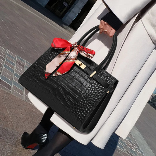 Leather  bag,women's handbag, cowhide cross-body bag, 2024 new style, light and luxurious, mother bag, large capacity.