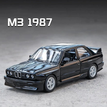 1/36 BMW M3 1987 Alloy Toys Car Model Metal Diecasts Toy Vehicles Authentic Exquisite Interior Pull Back 2 Door Opened Kids Gift.