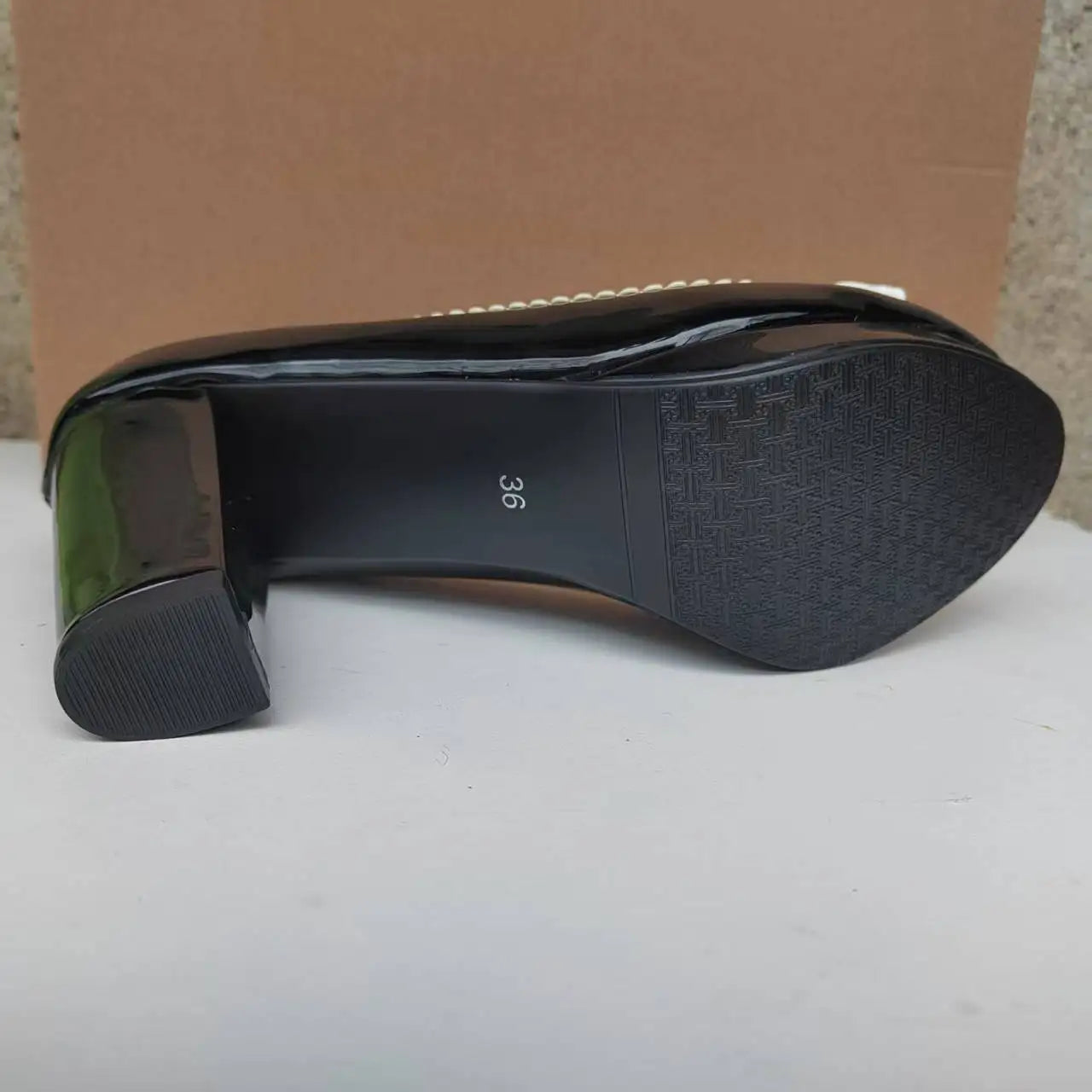 New style women's high heels elegant work single shoes thick heel waterproof platform party gathering OL women's single shoes.