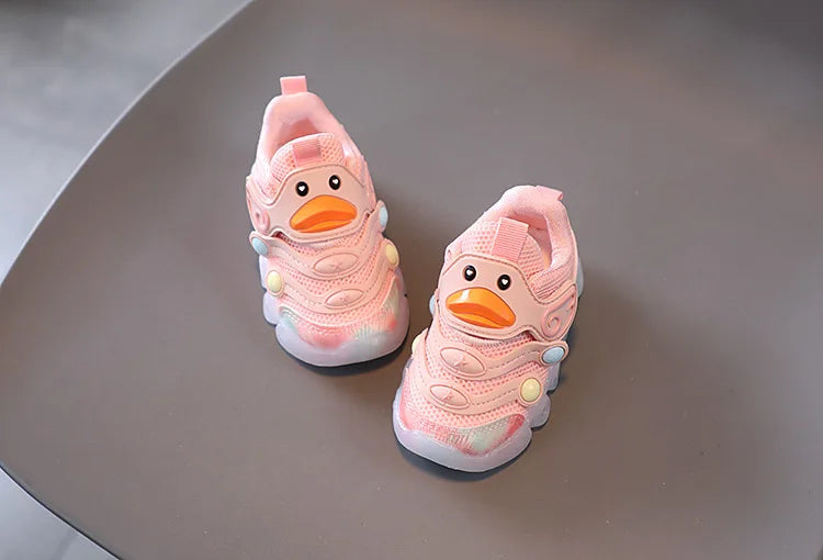 Children Led Casual Shoes Cute Cartoon Duck Sneakers Toddler Glowing Tennis Shoes Boys Girls Breathable Mesh Sports Shoes Sapato.
