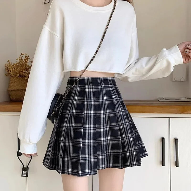 2024 Women Fashion Korean Style JK Mini Skirts Girls Red Grey Plaid Pattern Dress Female Versatile A Line Zipper Pleated Skirts.