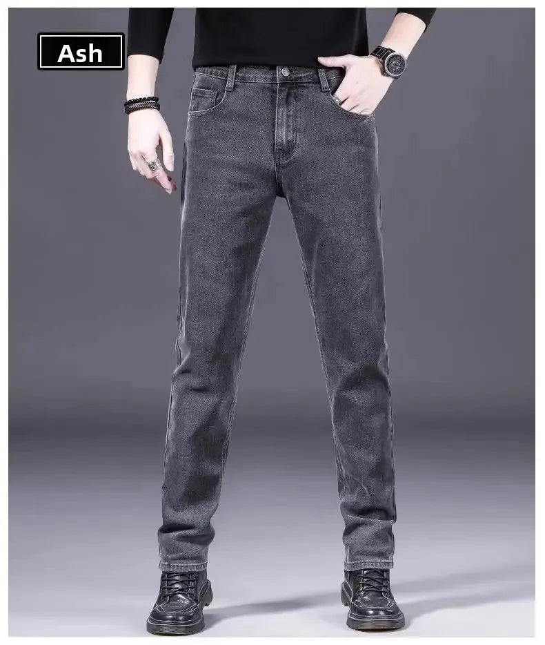 High-End Men's Fleece-Lined Thick Stretchy Straight Leg Jeans 2025 New Style Loose Fit Smoke Grey Trousers for Men.