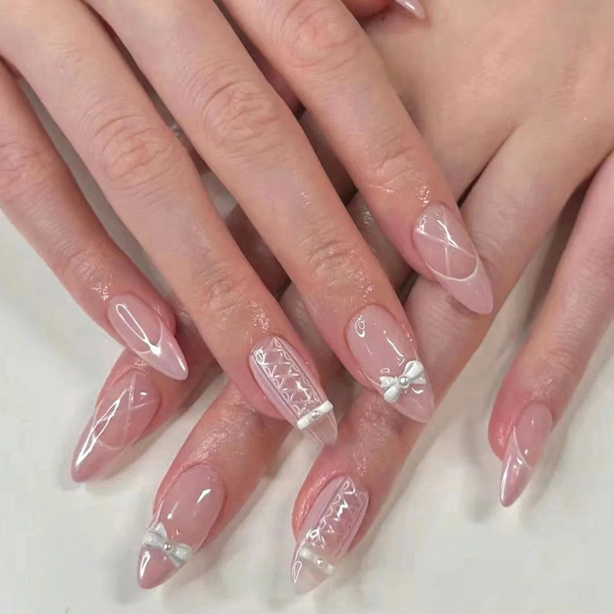 Blush Pink False Nails Bowknot Diamond Pearl 3D Design Press on Nail Tips with Harmless Smooth Edge Nails Woman DIY Fake Nails.