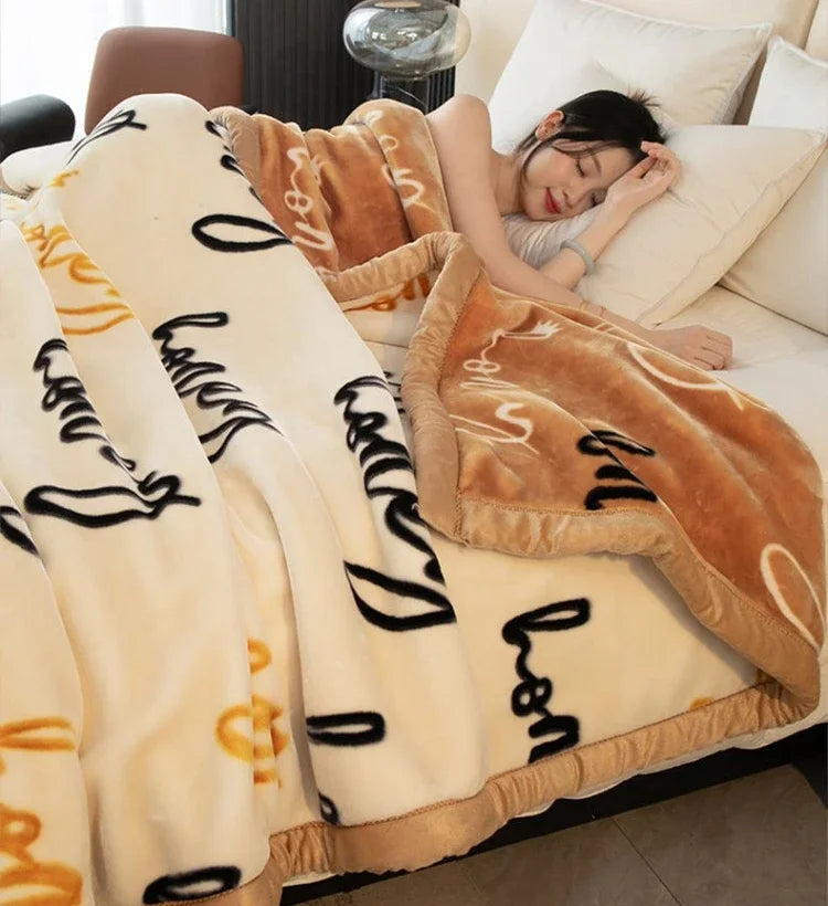 Double-deck Thickening Blanket Winter Dormitory Siesta Plush Fur Quilt Keep Warm Soft Comfortable Coral Fleece Sheet Bed Cover.