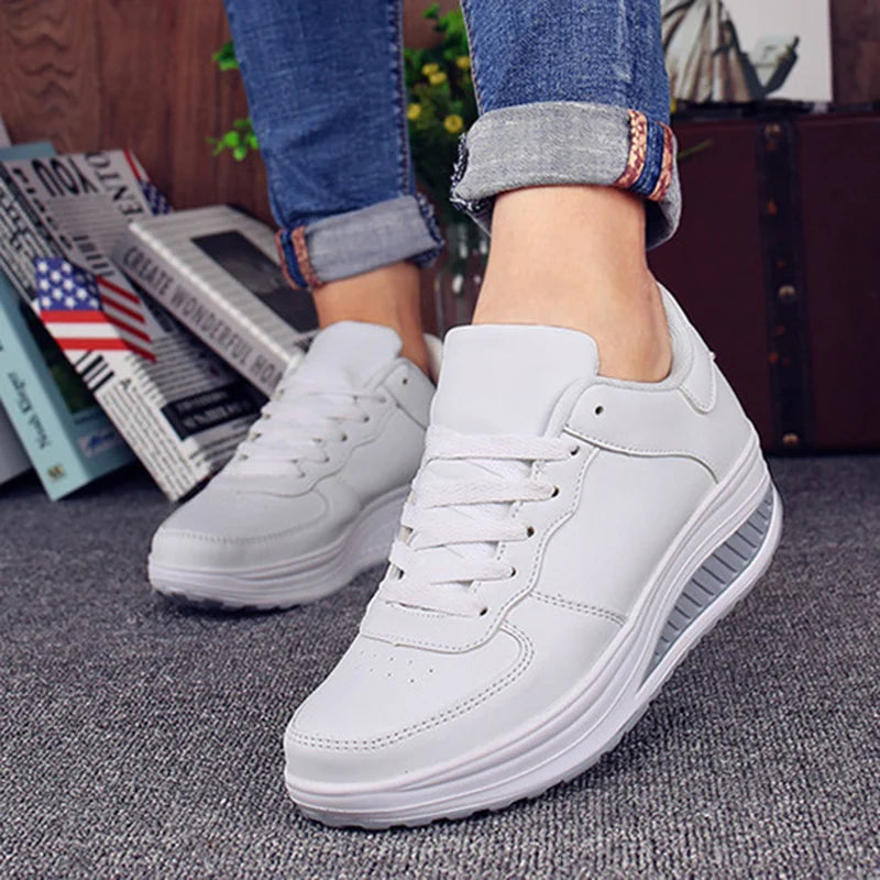 Women Sneakers 2022 New Breathable Vulcanize Shoes Waterproof Wedges Platform Woman Sneaker Leather Casual Shoes Zapatos Mujer.